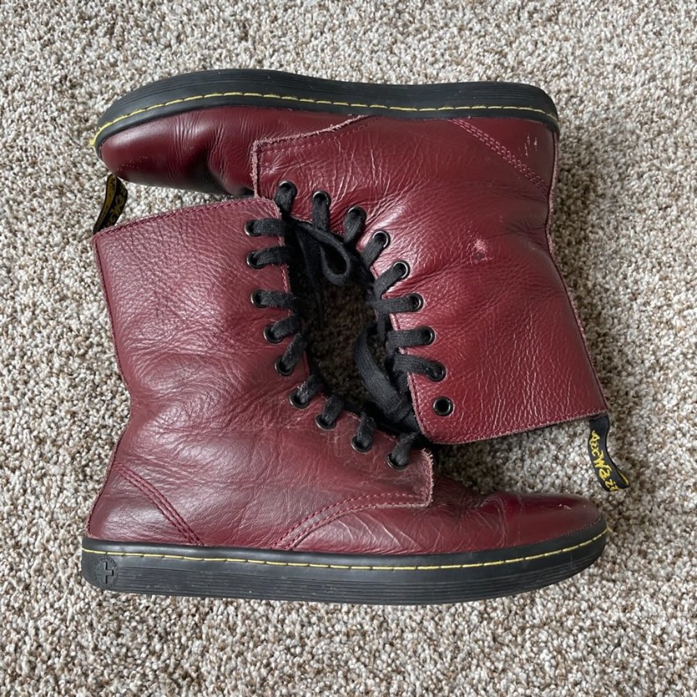 Dr Martens | Stratford Lace Up Boots in Oxblood - Picture 9 of 16